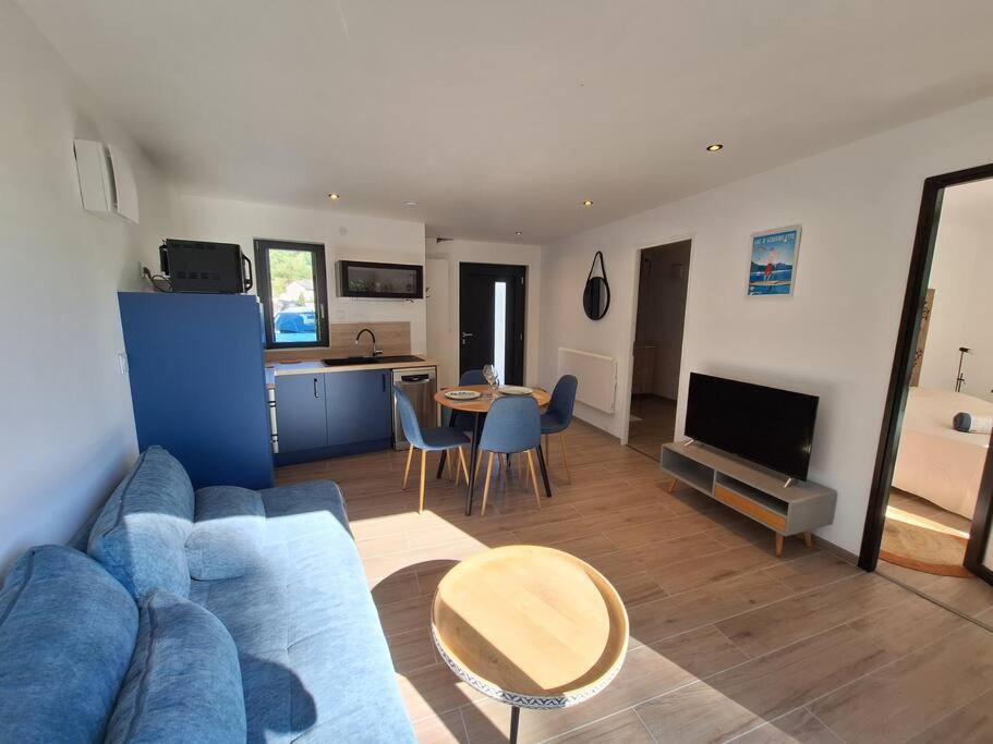 Logement Neuf A 2 Pas Du Lac La Bridoire 外观 照片