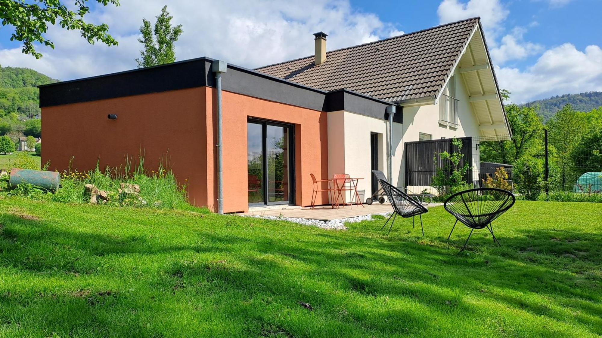 Logement Neuf A 2 Pas Du Lac La Bridoire 外观 照片